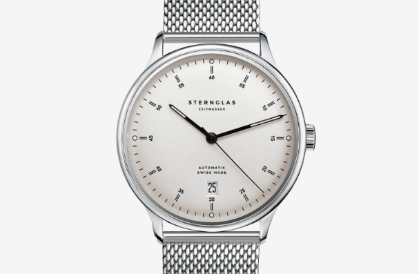 Sternglas Premium 20 mm mit silberner Schließe: Wie ein einziges Armband deine Uhr „neu zusammensetzt“ Sternglas Premium 20 mm mit silberner Schließe