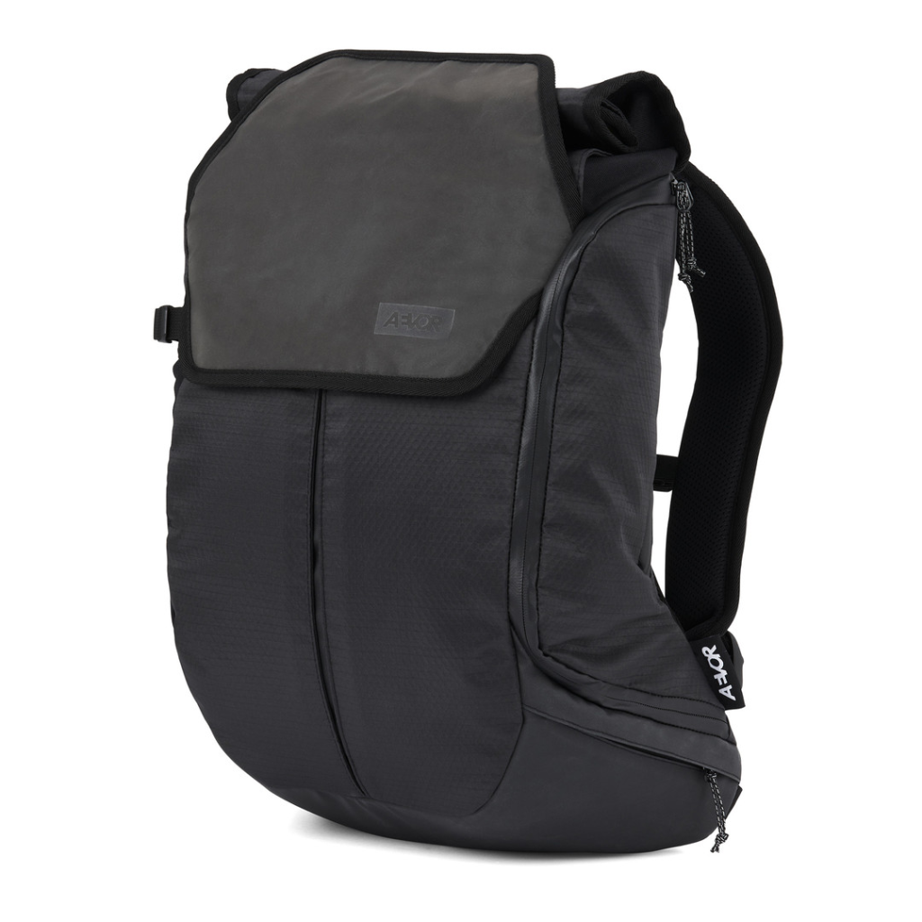 AEVOR Bike Pack V2: der urbane Fahrradrucksack, der Regen und Arbeitstag wegsteckt