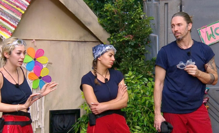 IBES-Zoff am Lagerfeuer: Streit mit Eva Benetatou und Gil Ofarim – Ariel sagt die Prüfung ab