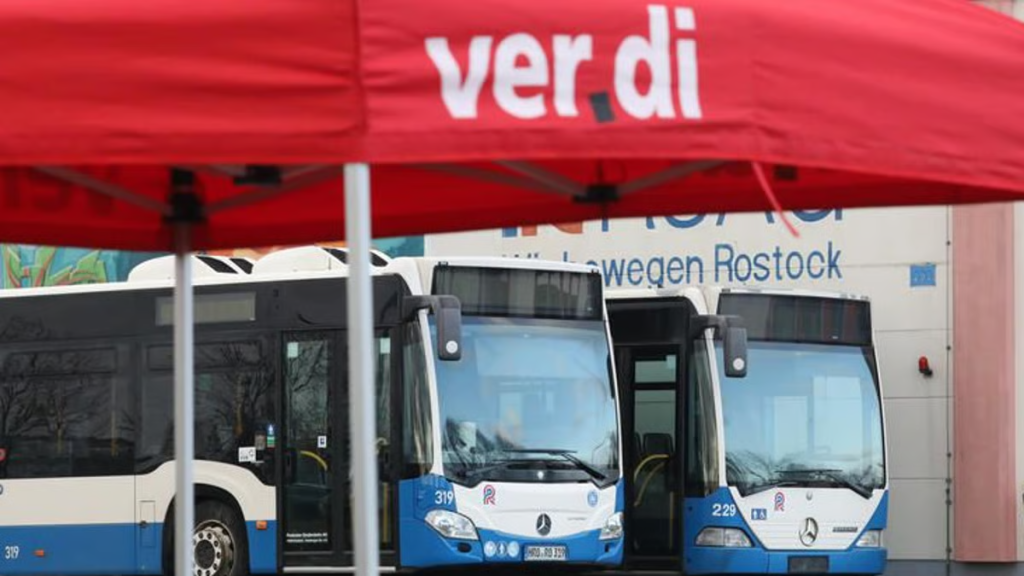 RSAG-Streik in Rostock am 02.02.2026: Busse und Bahnen fallen aus – welche Alternativen bleiben