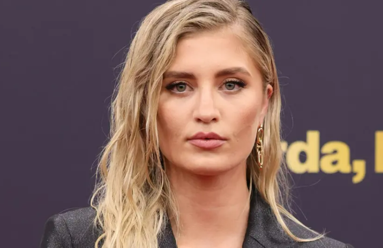 Luna Schweiger: Neuer Freund? Wo sie ihn kennengelernt hat – und warum sie ihn geheim hält Luna Schweiger: Neuer Freund? Wo sie ihn kennengelernt hat – und warum sie ihn geheim hält