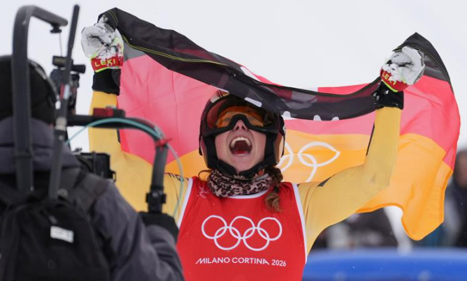 Wie Daniela Maier im Skicross Olympia-Gold holte – das Finale von Livigno in 90 Sekunden erklärt Wie Daniela Maier im Skicross Olympia-Gold holte – das Finale von Livigno in 90 Sekunden erklärt