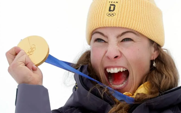 Wie Daniela Maier im Skicross Olympia-Gold holte – das Finale von Livigno in 90 Sekunden erklärt
