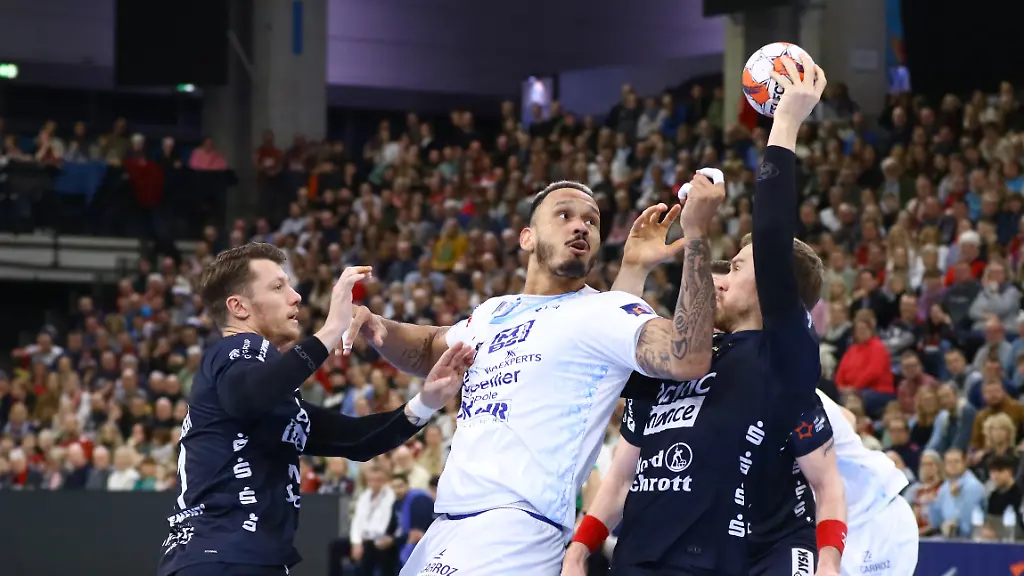 Medizinischer Notfall in der Halle: Was beim Spiel Flensburg gegen Montpellier die Stimmung drehte Medizinischer Notfall in der Halle: Was beim Spiel Flensburg gegen Montpellier die Stimmung drehte