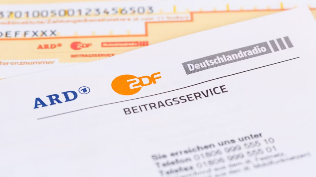 Rundfunkbeitrag in Deutschland: Wann Sie befreit werden können, wer nur ein Drittel zahlt – und was als Härtefall gilt