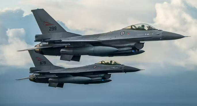 F-16 für die Ukraine aus Norwegen verzögern sich weiter: Was in Belgien mit den Kampfjets passiert F-16 für die Ukraine aus Norwegen verzögern sich weiter: Was in Belgien mit den Kampfjets passiert