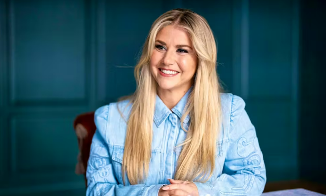 Beatrice Egli Show abgesetzt? Warum Fans nach dem ARD-Aus eine Ersatzshow fordern Beatrice Egli Show abgesetzt? Warum Fans nach dem ARD-Aus eine Ersatzshow fordern