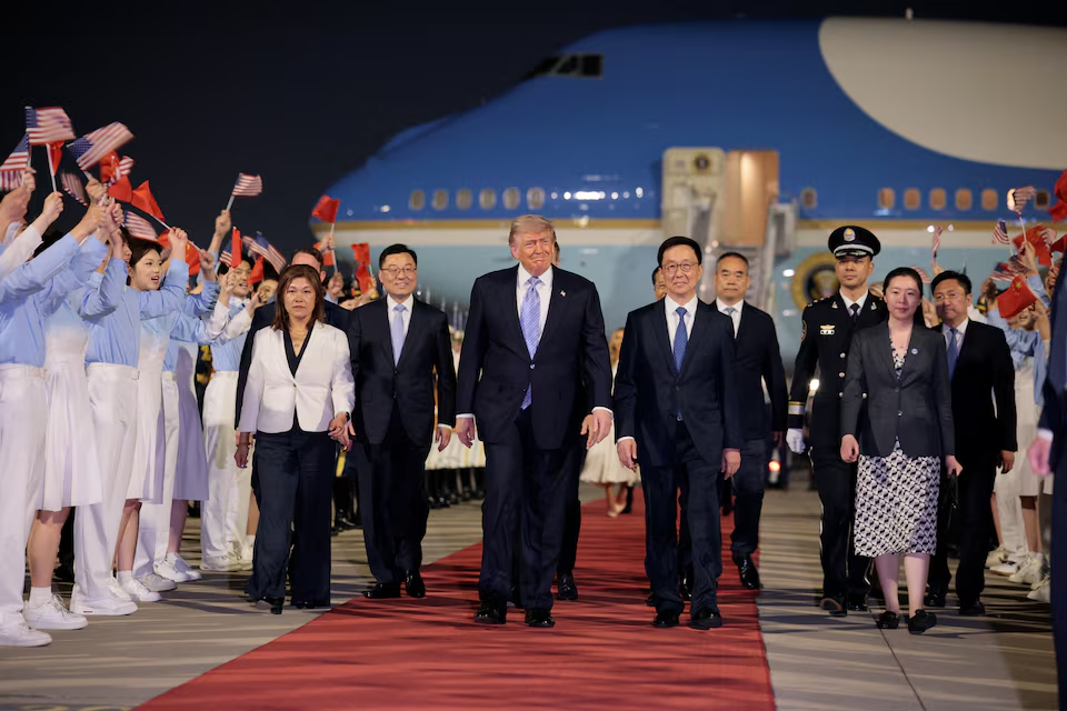 Trump reist erstmals seit 2017 nach China: Was über den Besuch, das Treffen mit Xi Jinping und die Rolle von Elon Musk bekannt ist