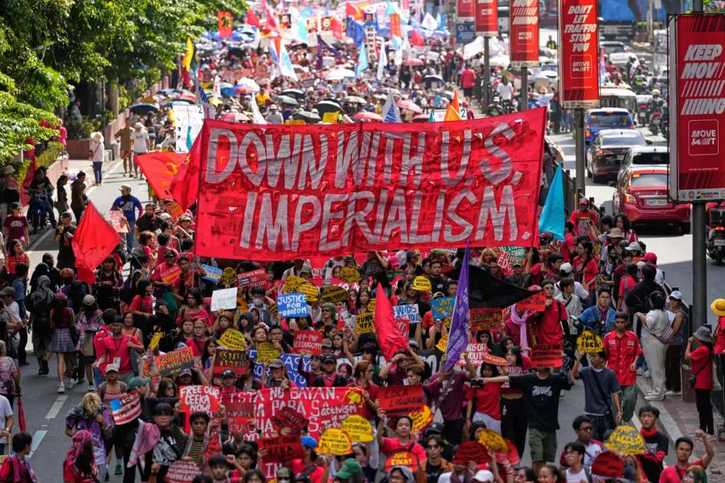1. Mai 2026 weltweit: Warum Gewerkschaften protestieren und was Arbeitnehmer jetzt fordern