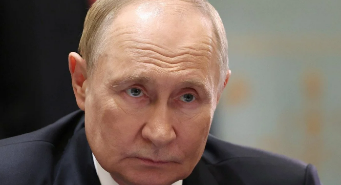 Putins Parade am 9. Mai: Warum die Ukraine die Waffenruhe nicht akzeptieren will Putins Parade am 9. Mai: Warum die Ukraine die Waffenruhe nicht akzeptieren will