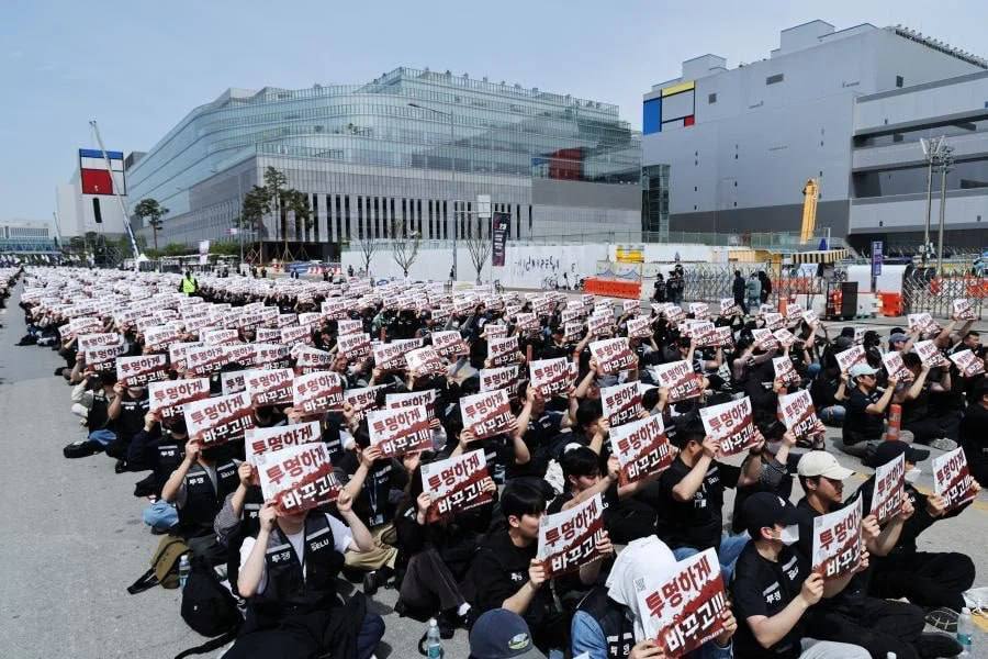 Samsung wendet Streik ab: Wie viel Bonus die Mitarbeiter der Chipsparte jetzt bekommen könnten Samsung wendet Streik ab: Wie viel Bonus die Mitarbeiter der Chipsparte jetzt bekommen könnten