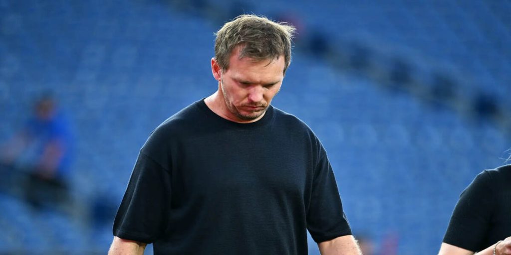 Nagelsmann nach WM-Aus zurück: Der Hinterausgang wird zum Symbol der DFB-Krise Nagelsmann nach WM-Aus zurück: Der Hinterausgang wird zum Symbol der DFB-Krise