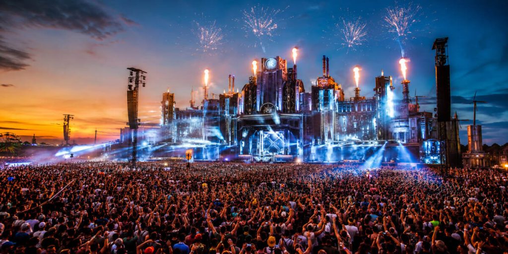 PAROOKAVILLE 2026: Timetable, Line-up, Tickets und Anreise nach Weeze PAROOKAVILLE 2026: Timetable, Line-up, Tickets und Anreise nach Weeze