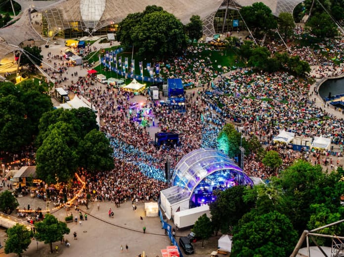 Sommernachtstraum München heute: Einlass, Programm, Anreise und Pyroshow