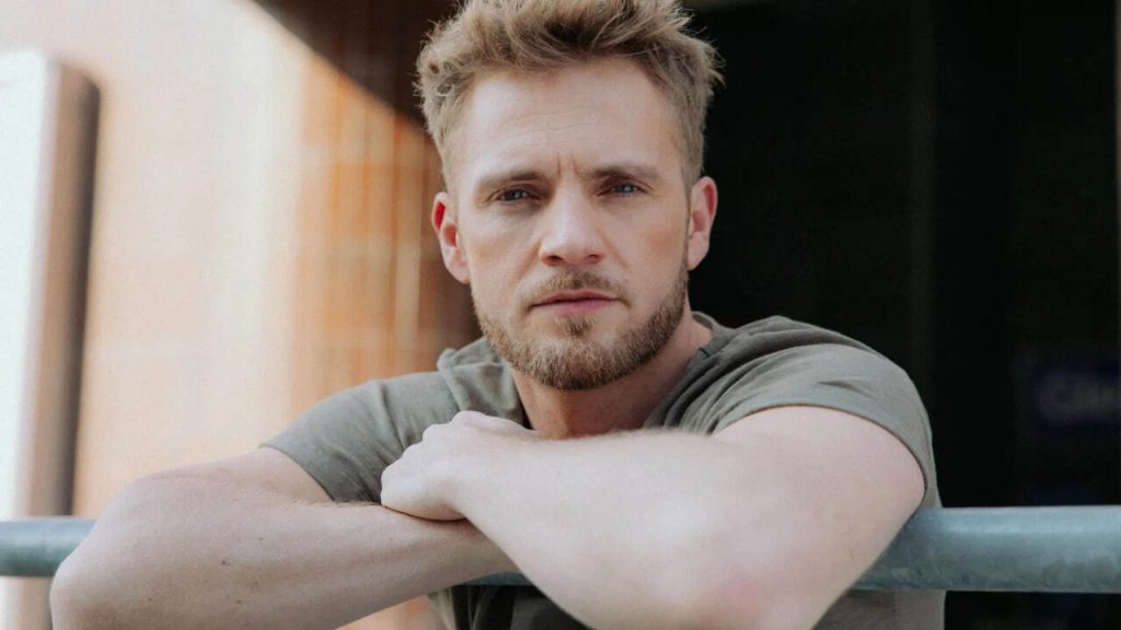 Niklas Osterloh bestätigt Trennung von Tini: Was über das Ehe-Aus des GZSZ-Stars bekannt ist