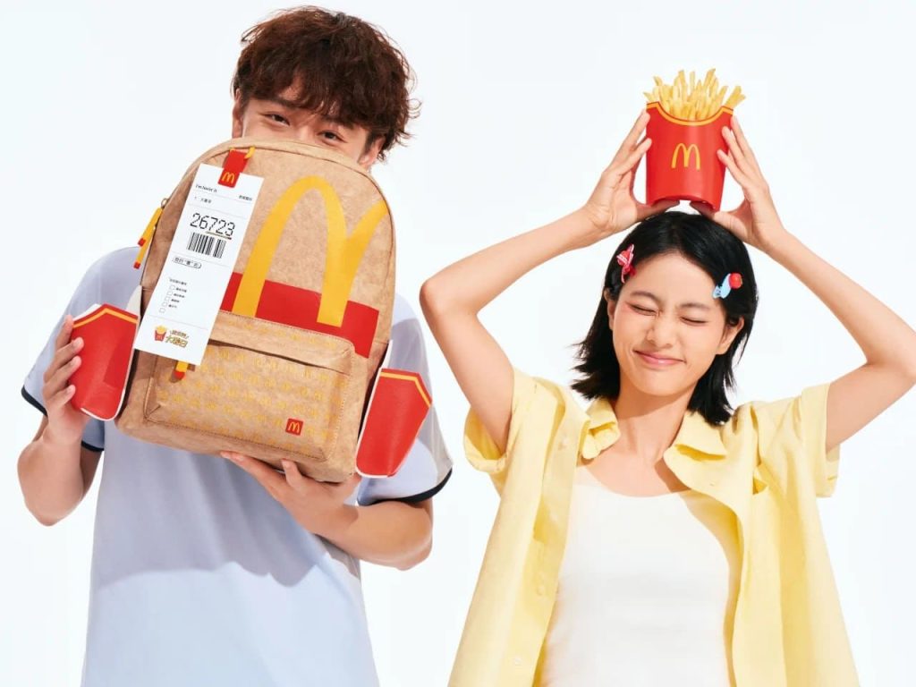 McDonald’s macht die Papiertüte zum Rucksack: Kommt der „Big Fries Backpack“ nach Deutschland?