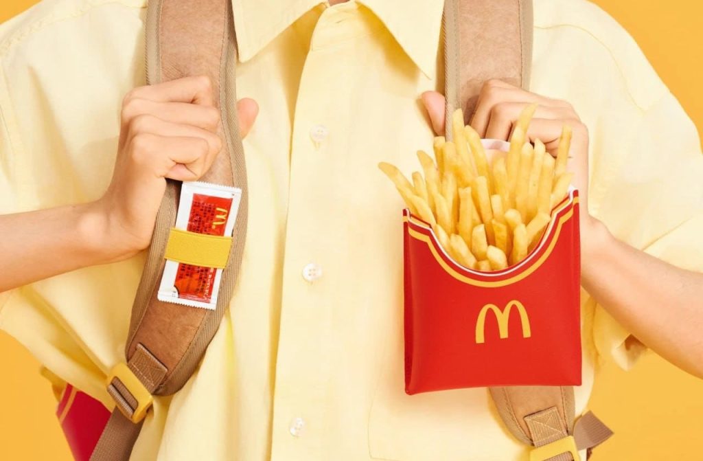 McDonald’s macht die Papiertüte zum Rucksack: Kommt der „Big Fries Backpack“ nach Deutschland?