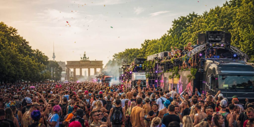 Rave The Planet 2026 findet statt: Route, Beginn und neue Sicherheitslage in Berlin Rave The Planet 2026 findet statt: Route, Beginn und neue Sicherheitslage in Berlin