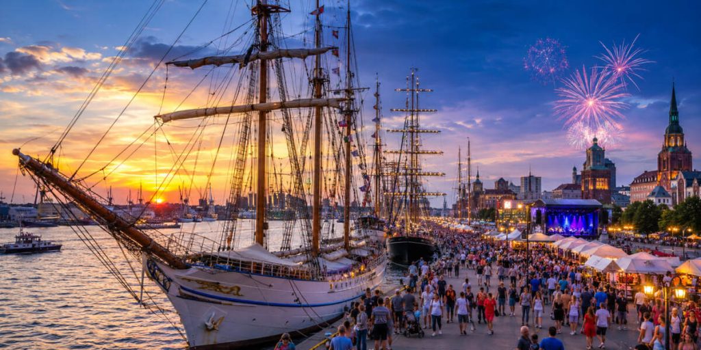 Hanse Sail Rostock 2026: Programm, Konzerte, Feuerwerk und Bühnen Hanse Sail Rostock 2026: Programm, Konzerte, Feuerwerk und Bühnen