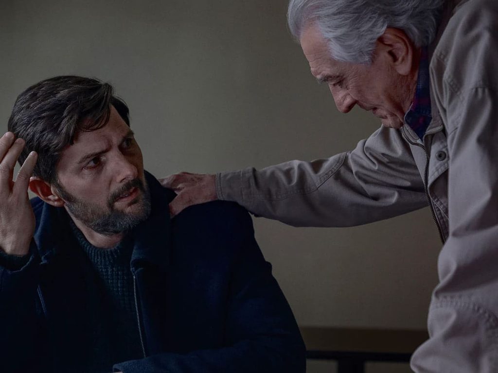 Robert De Niro ist zurück auf Netflix – warum „Der Kinderflüsterer“ gerade auffällt
