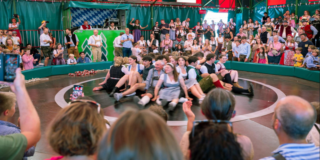 Heimliche Teufelsrad-Videos von der Wiesn: Was die neue Recherche aufgedeckt hat Heimliche Teufelsrad-Videos von der Wiesn: Was die neue Recherche aufgedeckt hat