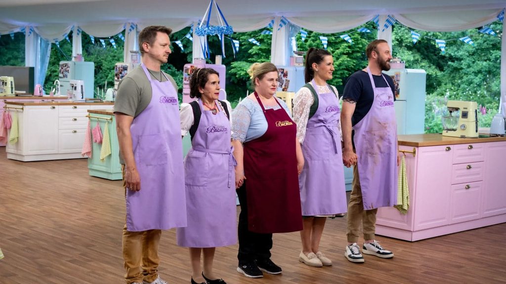 Das große Backen Folge 8: Wie knapp war die Entscheidung – und wer steht im Halbfinale? Das große Backen Folge 8: Wie knapp war die Entscheidung – und wer steht im Halbfinale?